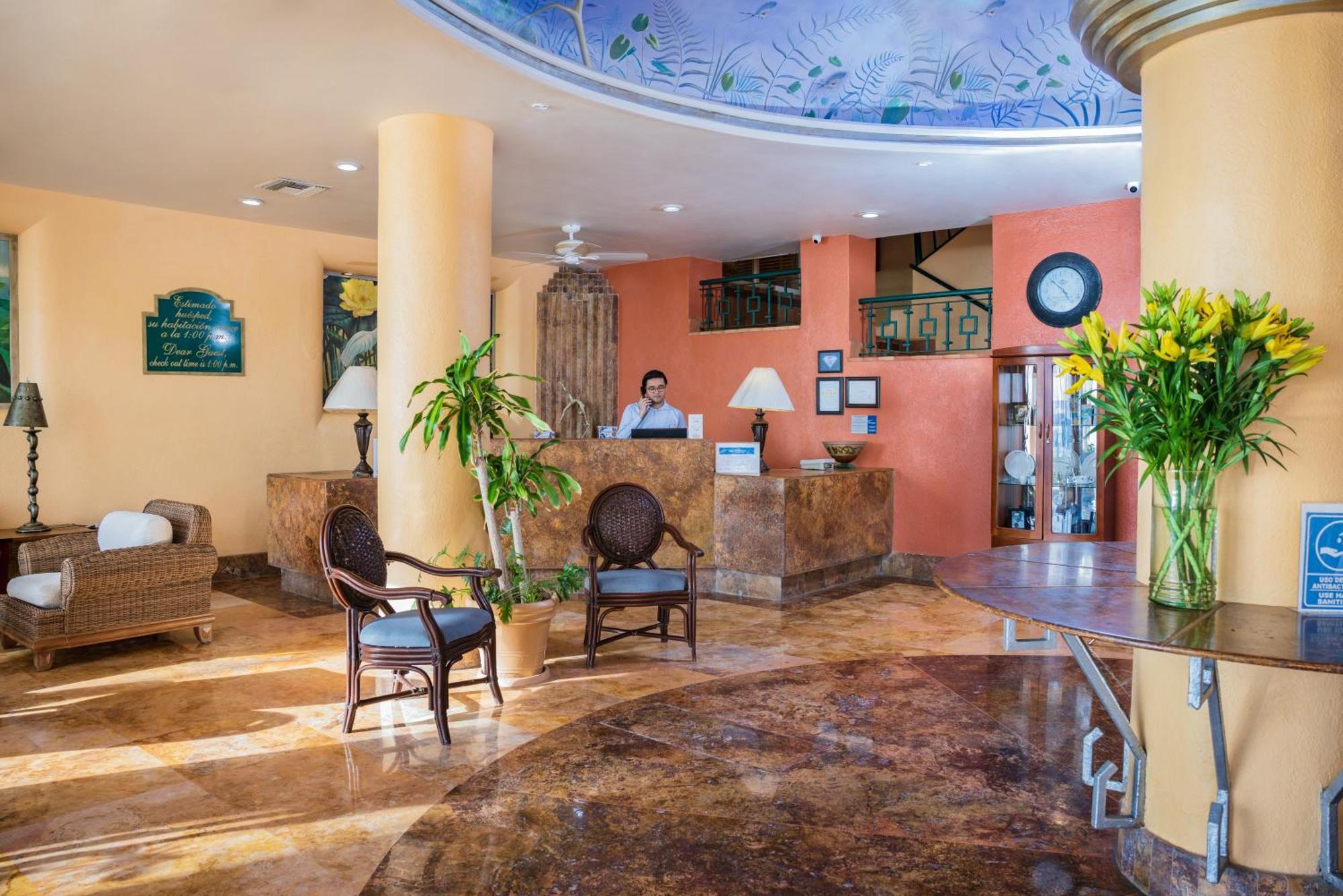 Best Western Posada Freeman Hotel Mazatlan Exterior photo