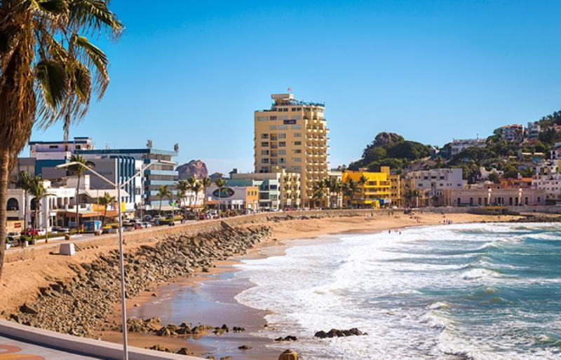 Best Western Posada Freeman Hotel Mazatlan Exterior photo